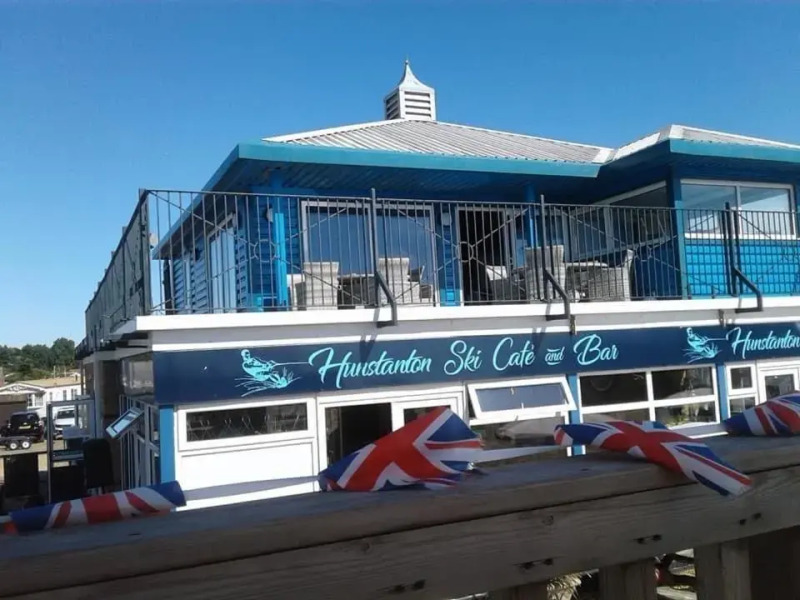 Gone To the Beach Flat 1