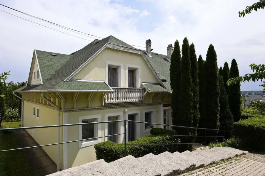 Hotel Rubinia & Panzió