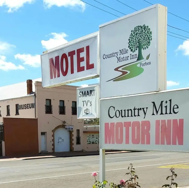 Country Mile Motor Inn