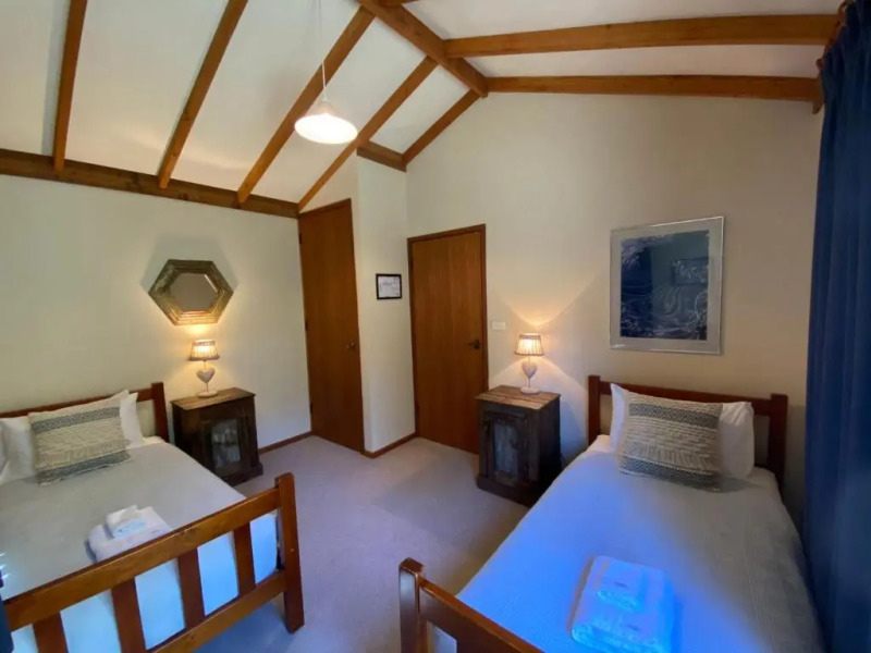 Edzell - Stunning Waterfront Home