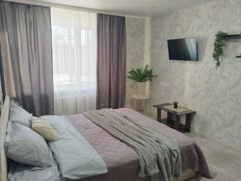 Апартаменты на проспекте 50 лет Октября 18