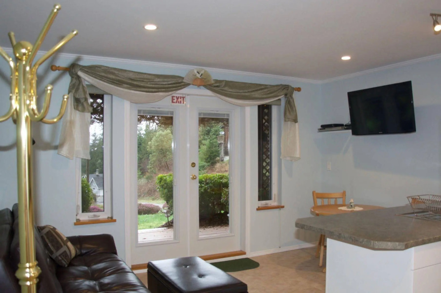 Enchanter Oceanview Suites