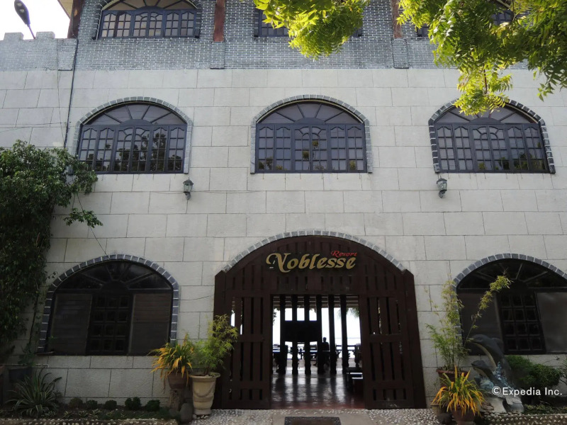 Noblesse Resort