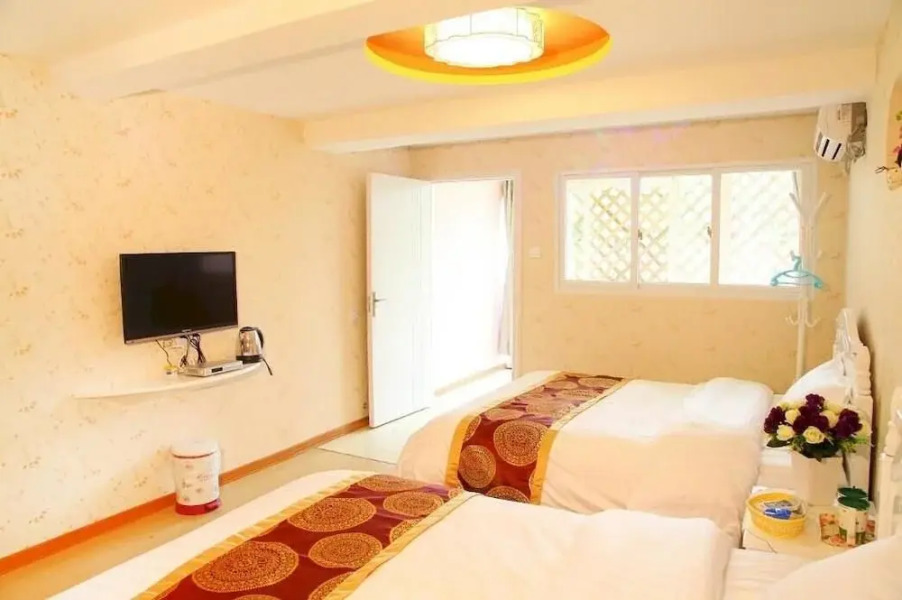 Xiamen Bloom Pinellia Holiday Home