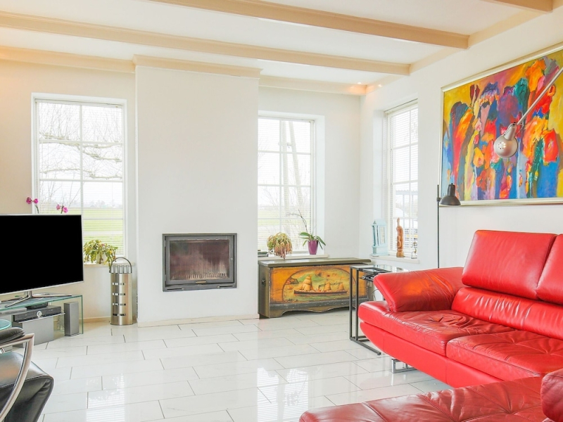 Quaint Holiday Home in Gerkesklooster with Hot Tub, Sauna & Fenced Garden