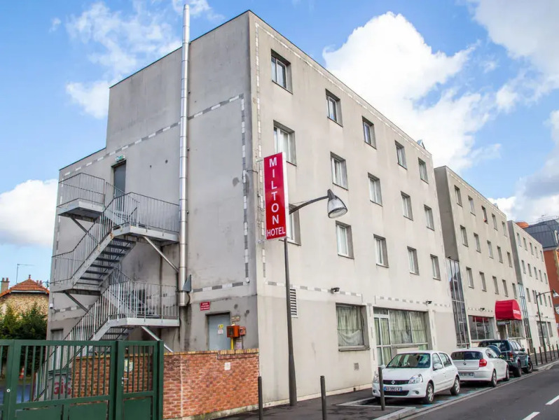 Hotel Milton (ex Gis Hotel)