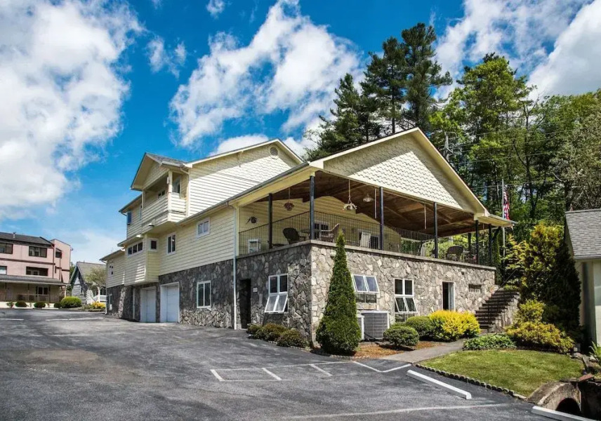 Boxwood Lodge Blowing Rock Near Boone-University