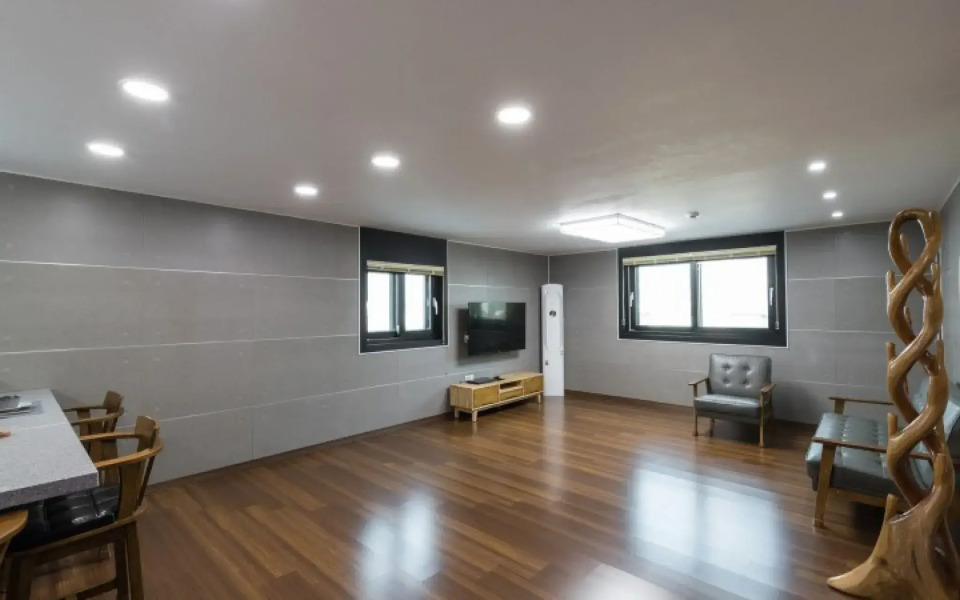 Uljin Blue Ara Pension