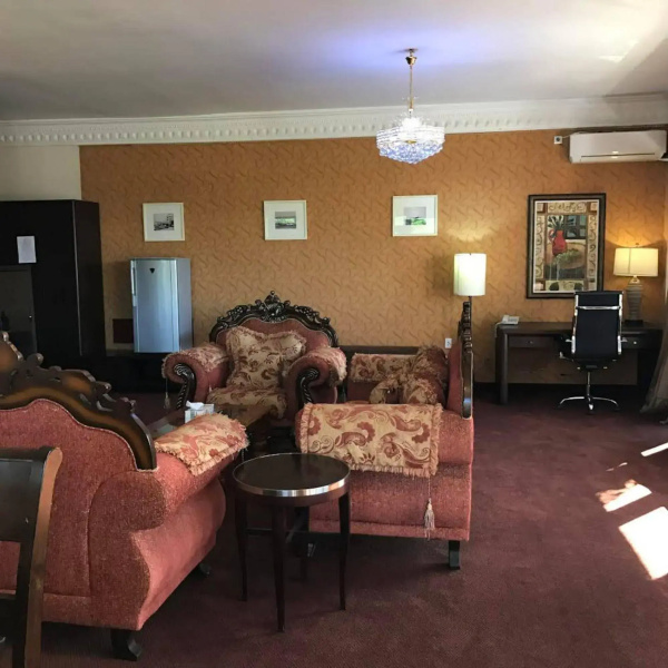 Loumaile Lodge
