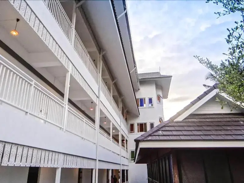 Ban Phraya Lanna Apartments