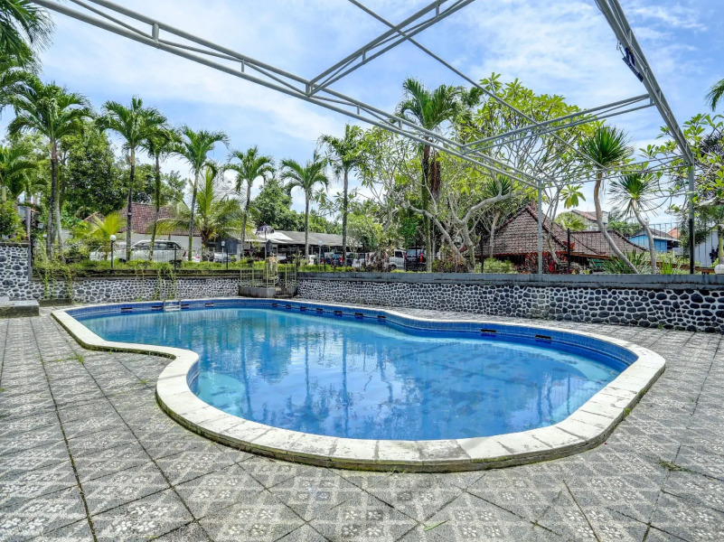 OYO 90201 Hotel Bina Artha