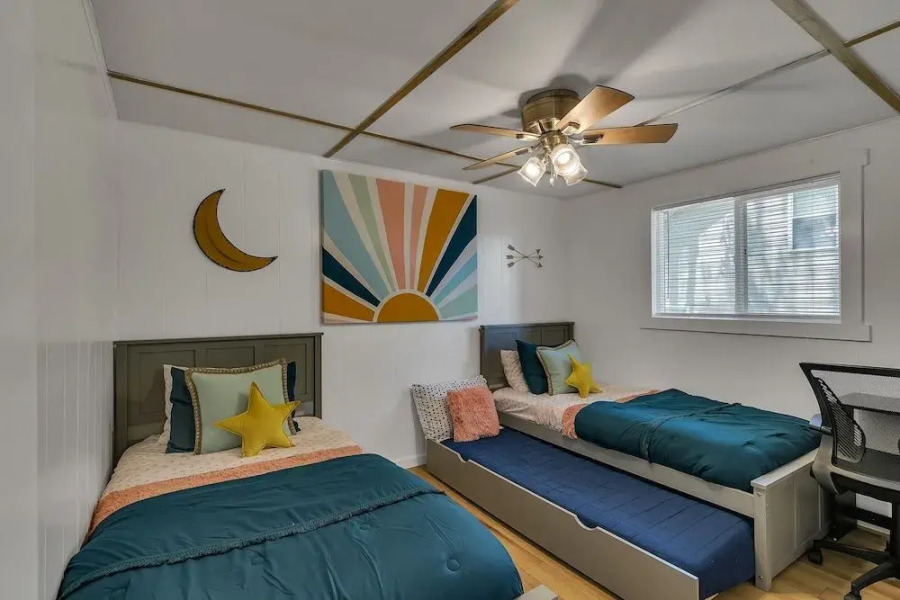 Firefly Cottage 2 Bedroom Cabin by Redawning