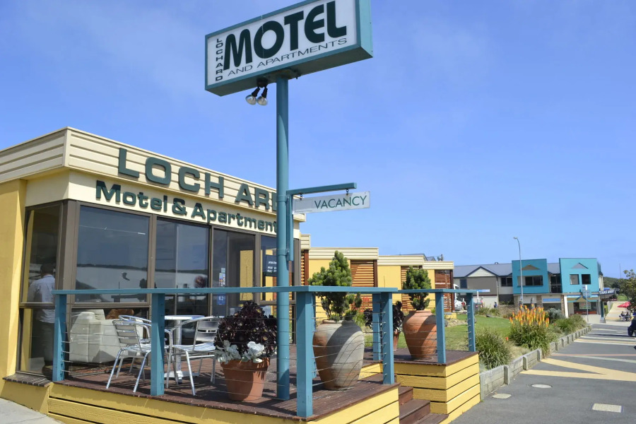 Loch Ard Motor Inn