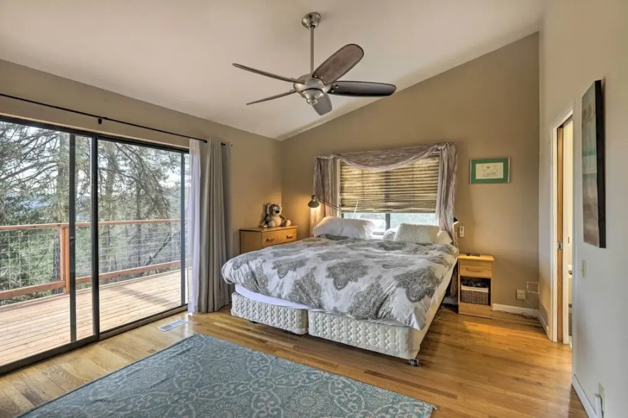 Homey Colfax Getaway w/ Private Hot Tub!