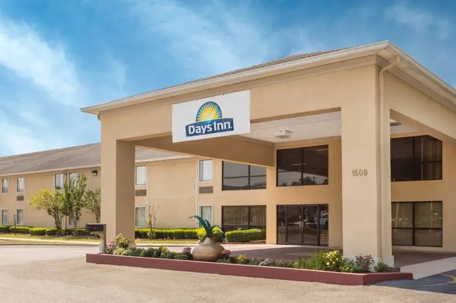 Clarion Pointe Vidalia - Lyons West