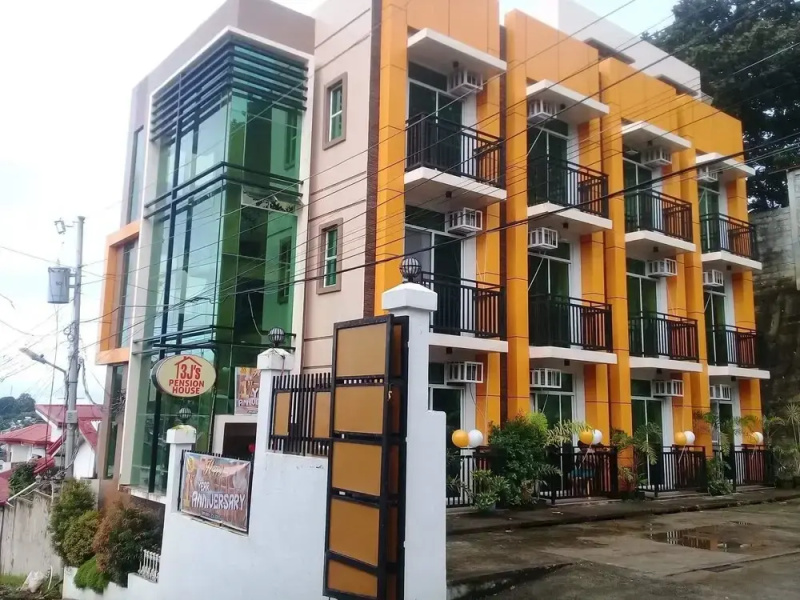 3J's Pension House