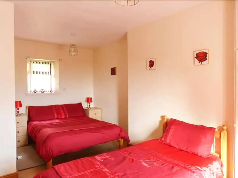 Cosy Cottage with open fire