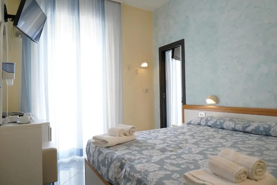 Hotel Embassy