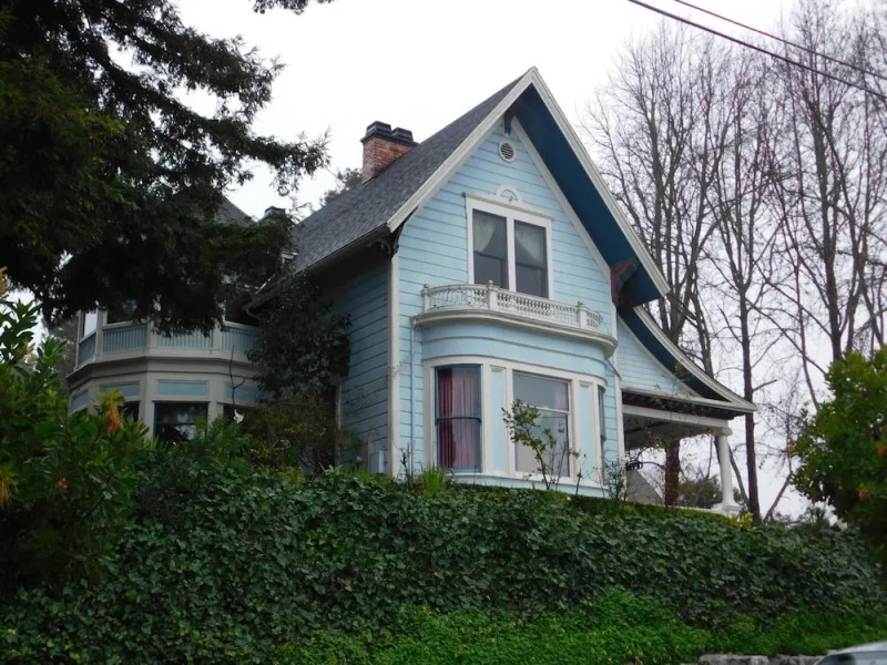 Cliff Crest Bed & Breakfast