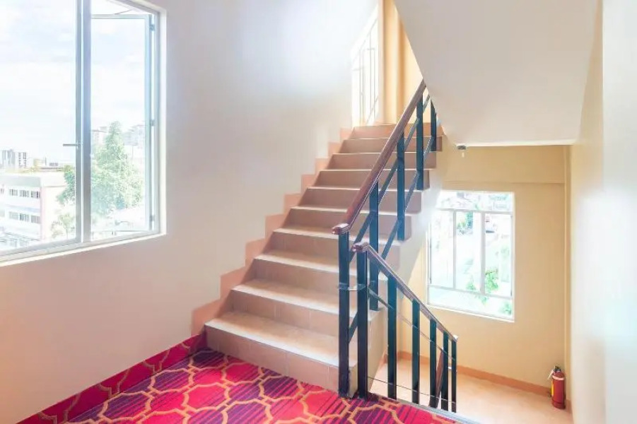 OYO 170 The Eastern Szechwan Hotel