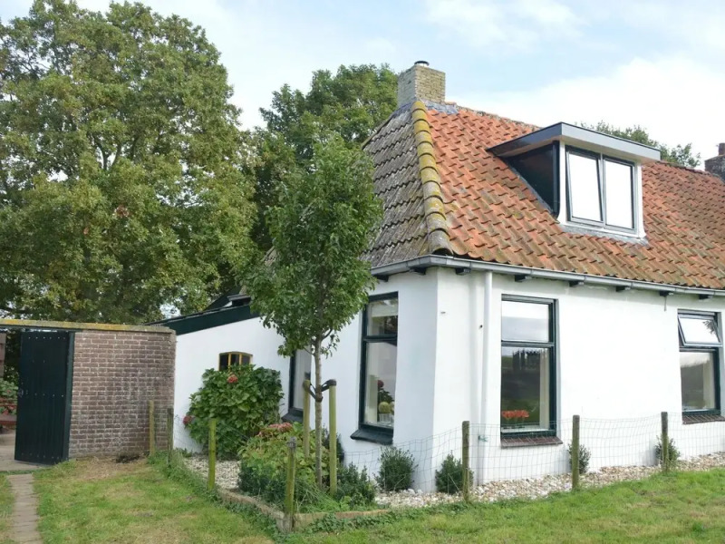 Cozy Holiday Home in Laaksum Near the Lake