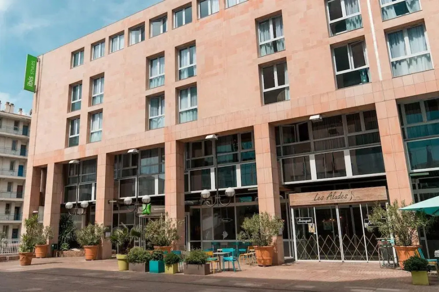 Ibis Styles Toulon Centre Port