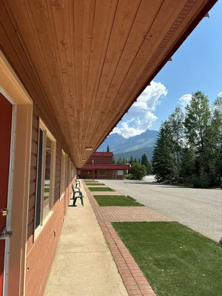 Saddle Mountain Lodge