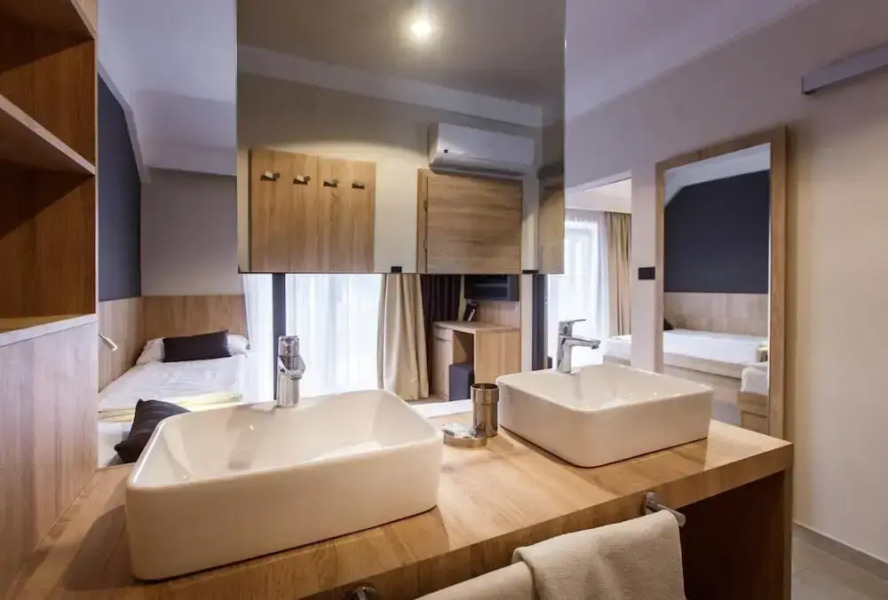 Luxury Suites Bellevue