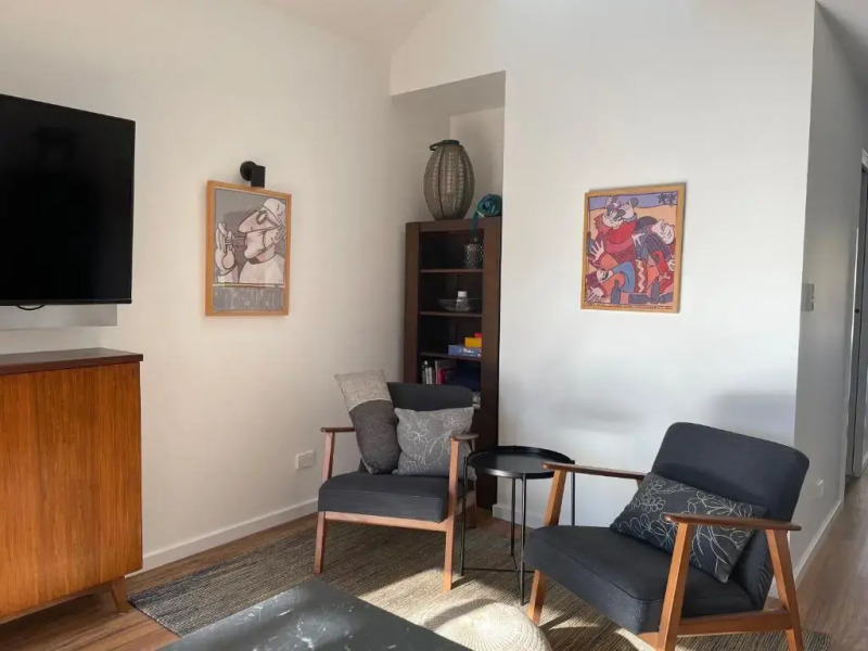 Derby Bank House- Heritage listed two bedroom old school B&B suite or a self contained cabin