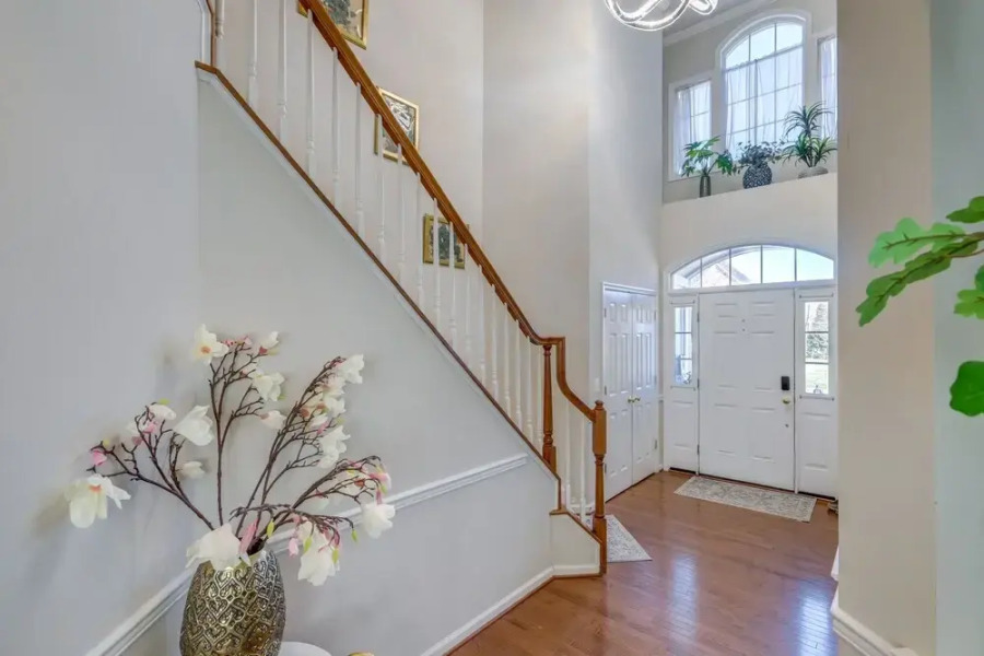 Spacious Woodbridge Home Near Leesylvania Park!