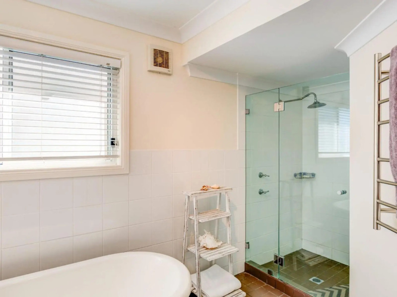 THE LOOKOUT AT GERROA Gerroa 4pm check out Sundays