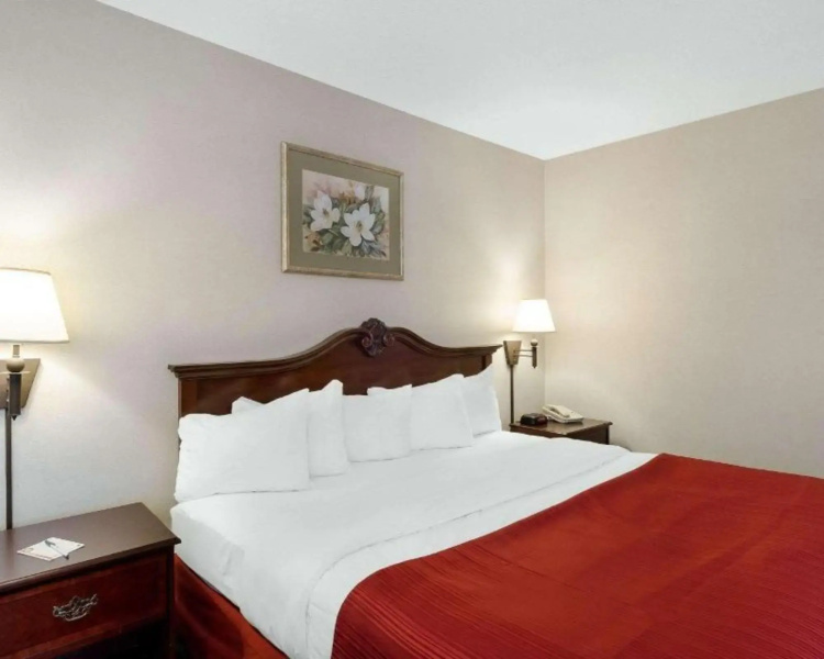 Quality Inn Marlborough (ex. Comfort Inn)