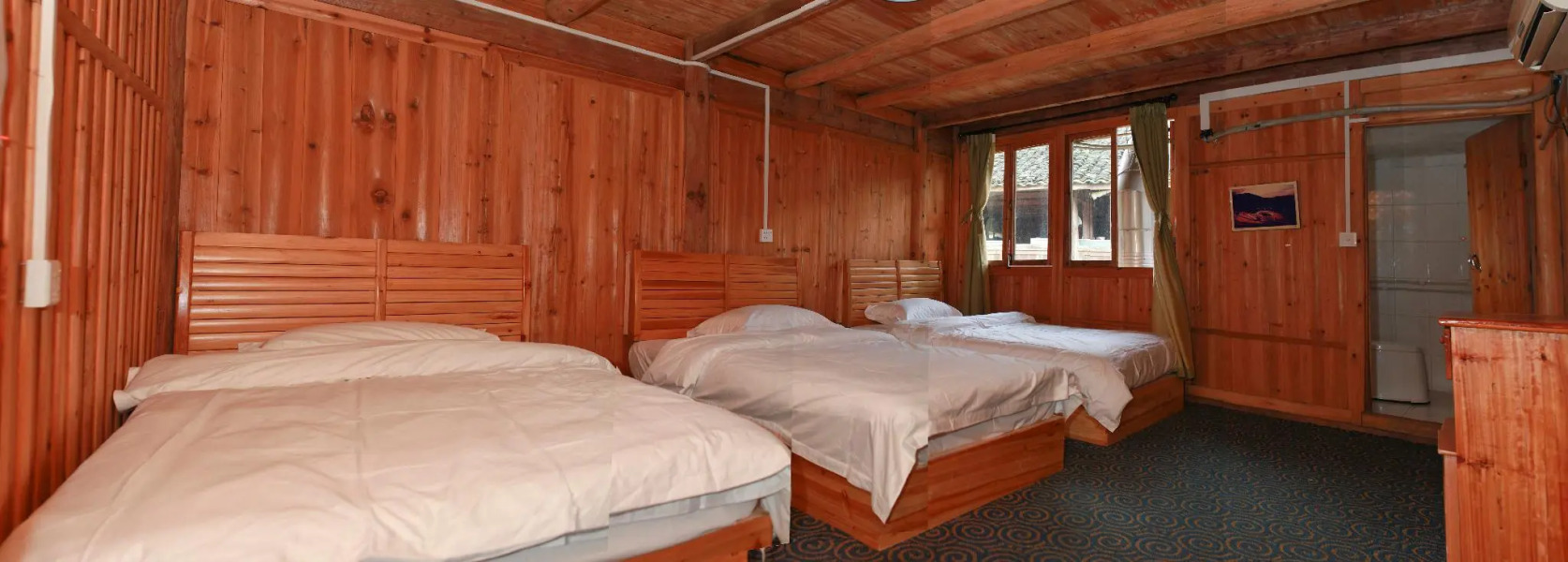 Dragon's Den Hostel in Rice Terraces