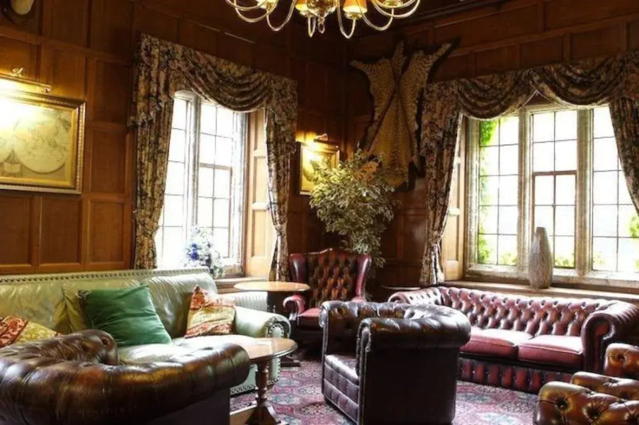 Highdown Hotel & Restaurant – RelaxInnz