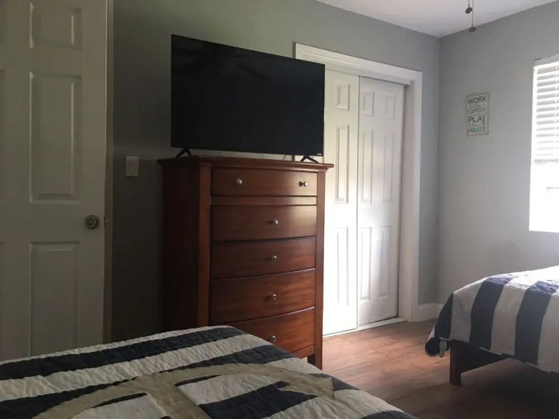 2 Master Suites Pool Home