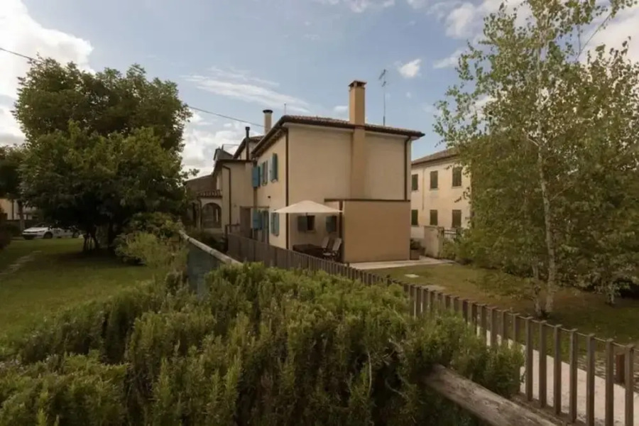 Modern Accommodation, Just Renovated, Private Garden, Wifi, Near Treviso