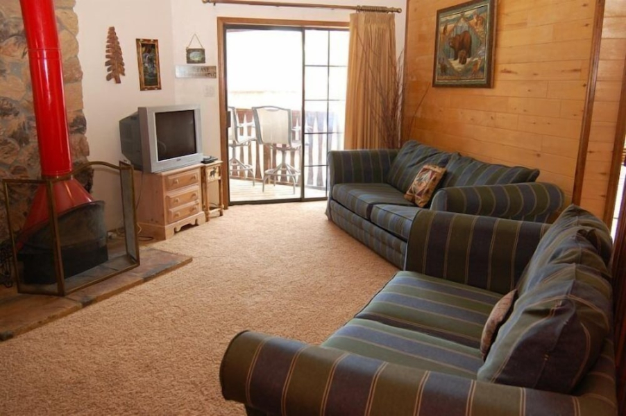 Riverbend_townhouse_07_deluxe