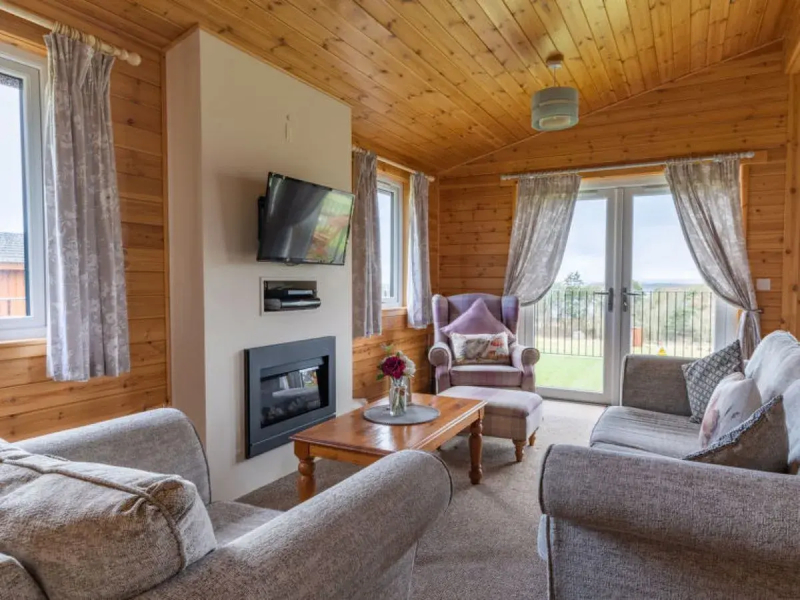 Loch Leven Lodge 6