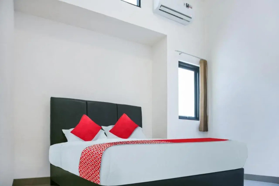 Pasir Padi Inn Syariah  by OYO Rooms