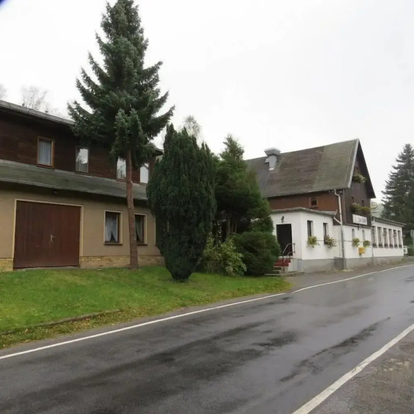 Zur Linde Hotel