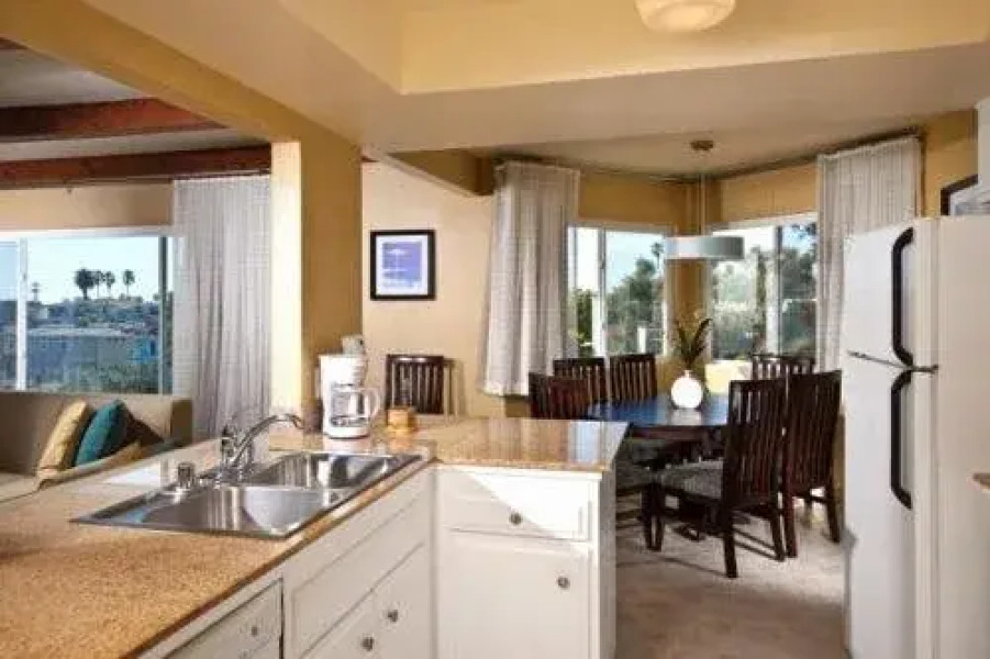 Four Seasons Pacifica