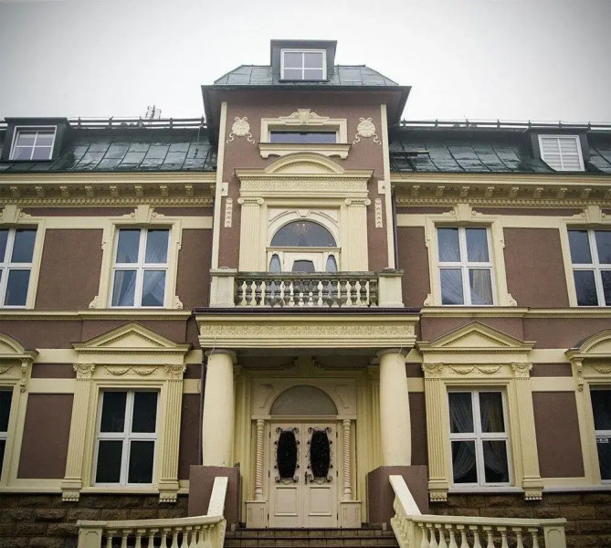 Pałac Dąbrowa Górnicza