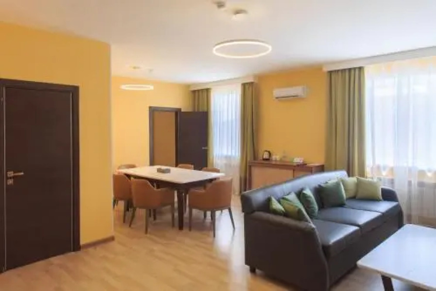 Green Which Tourist Borovoye