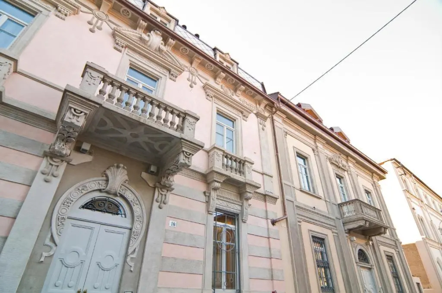 Hotel di Varese