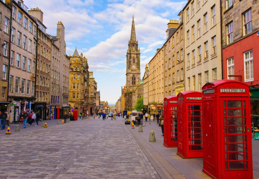 Courtyard by Marriott Edinburgh