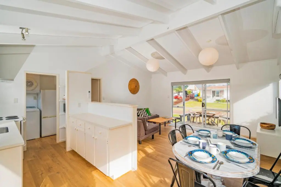 Retreat by the Beach - Pauanui Holiday Home