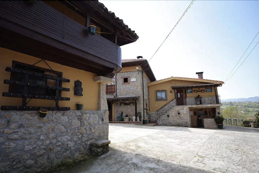 Apartamentos Turisticos Castiello