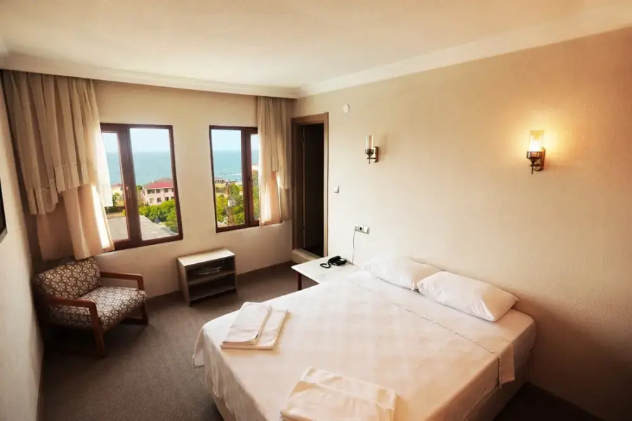 Karasu Hotel