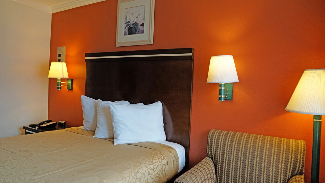 Redondo Inn and Suites