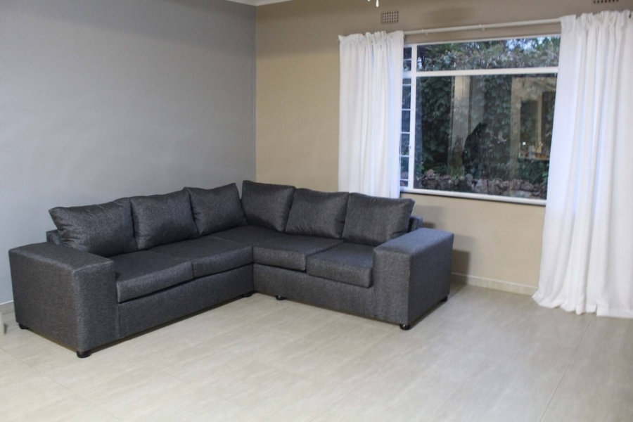 Secure Self-catered Apartment With Pool